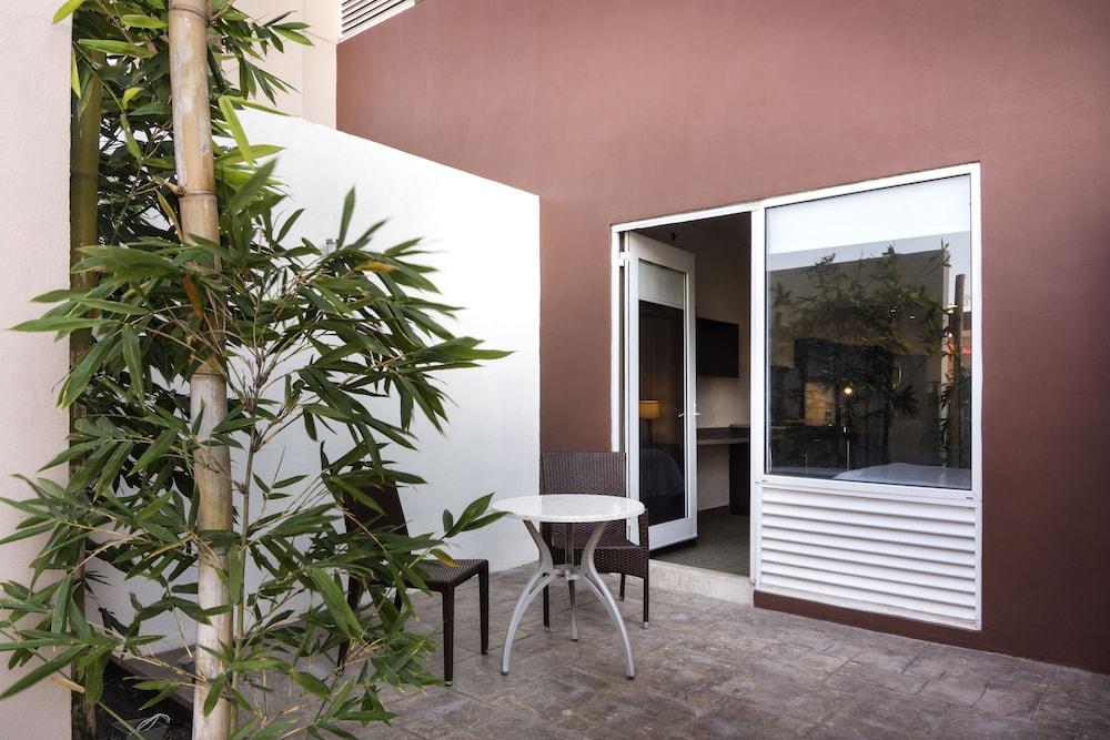 Homewood Suites By Hilton Querétaro Exteriör bild