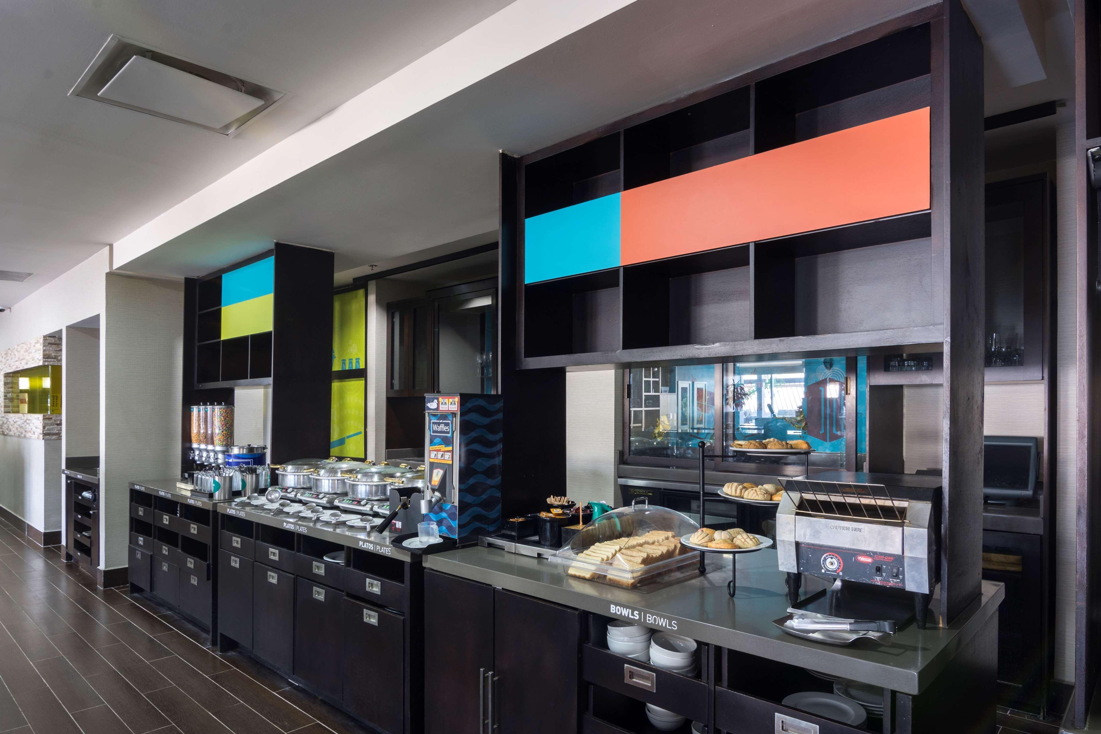 Homewood Suites By Hilton Querétaro Exteriör bild