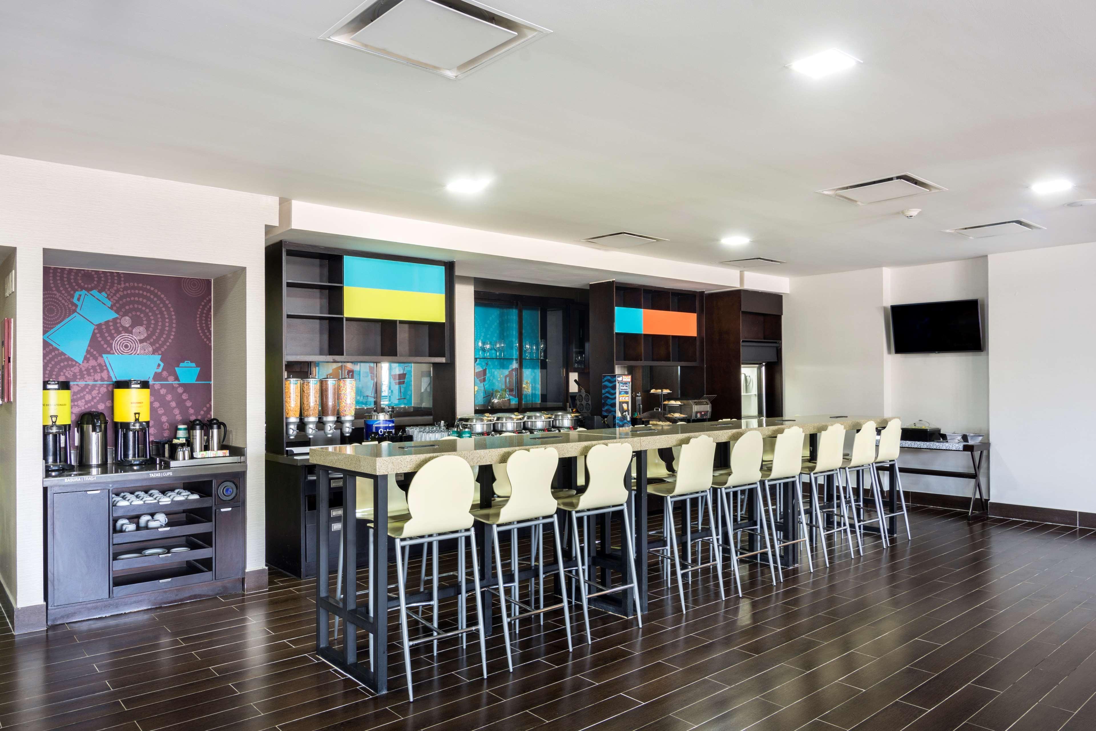 Homewood Suites By Hilton Querétaro Exteriör bild