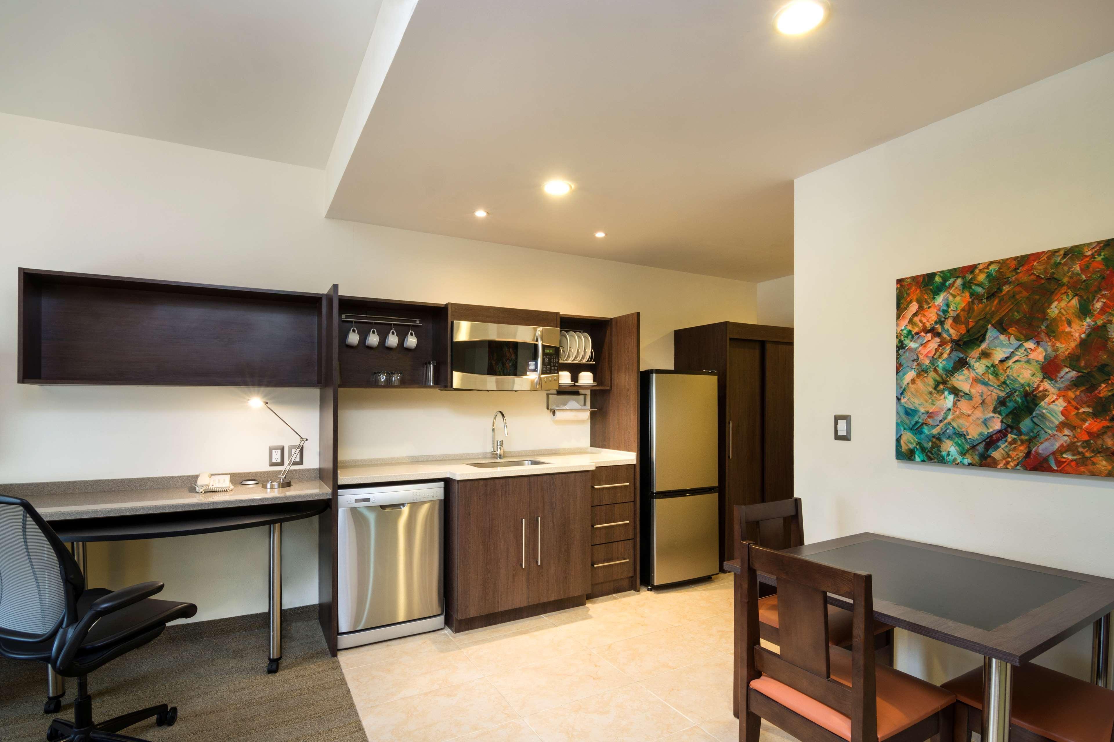 Homewood Suites By Hilton Querétaro Exteriör bild